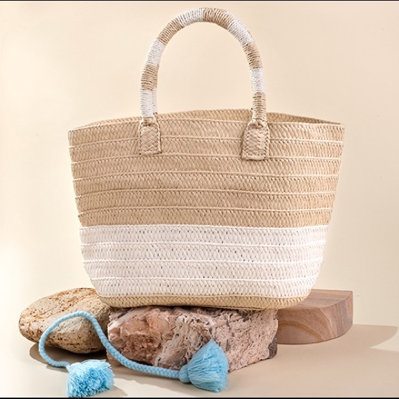 Altru Goods Straw Tote from Causebox Summer 2019